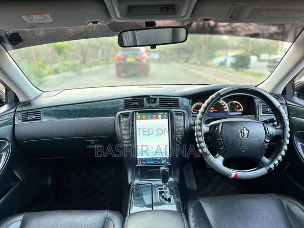 Toyota Crown 2007 Matt Black
