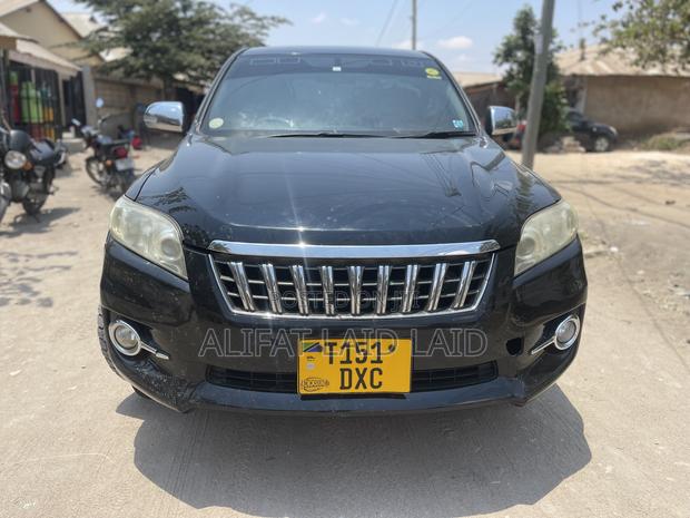 Toyota Vanguard 2010 Black