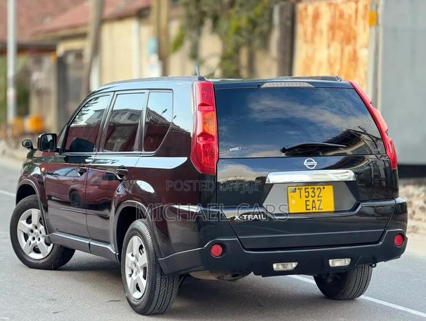 Nissan X-Trail 2010 Black