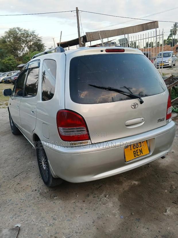Toyota Corolla Spacio 1999 Silver
