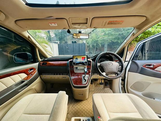 Toyota Alphard 2006 White