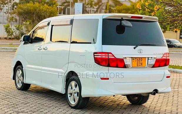 Toyota Alphard 2007 White