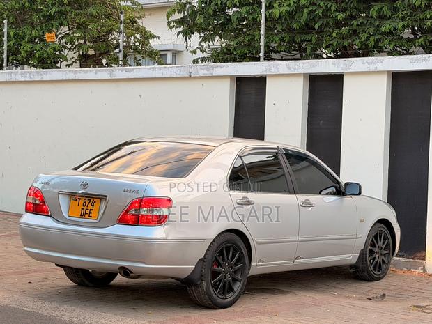Toyota Brevis 2004 Silver