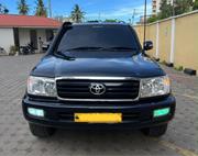 Toyota Land Cruiser 2004 Black for sale