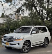 Toyota Land Cruiser 2014 Pearl for sale