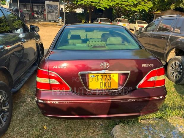 Toyota Brevis 2004 Red