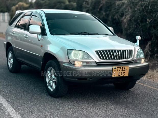 Toyota Harrier 2006 Silver