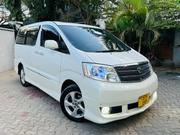 Toyota Alphard 2.4 Petrol FWD 2005 White for sale