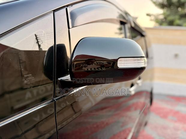 Toyota Vellfire 2012 Black