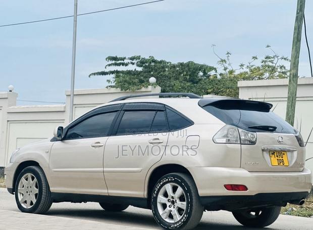 Toyota Harrier 2004 Silver