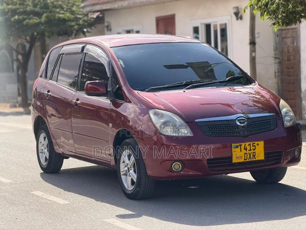 Toyota Corolla Spacio 2004 Maroon