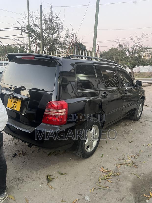 Toyota Kluger 2005 Black