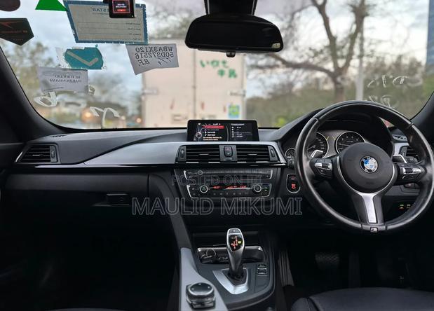 BMW 3 Series 2013 White