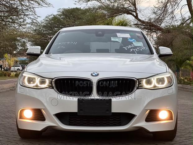 BMW 3 Series 2013 White