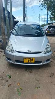 Toyota Wish 2005 Silver for sale