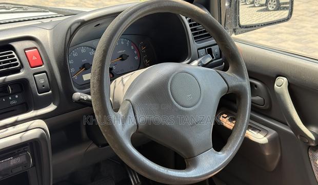 Suzuki Jimny 2001 White