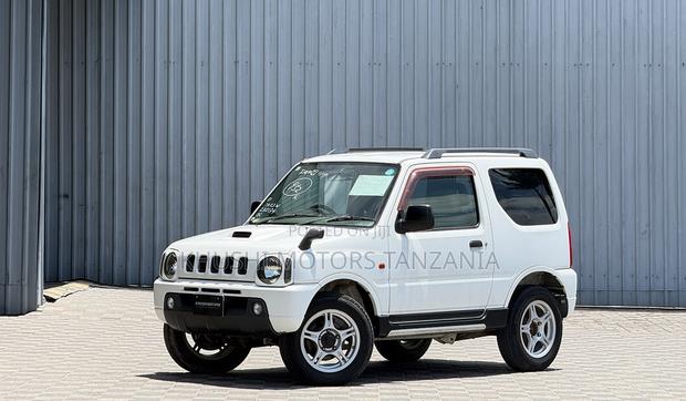 Suzuki Jimny 2001 White