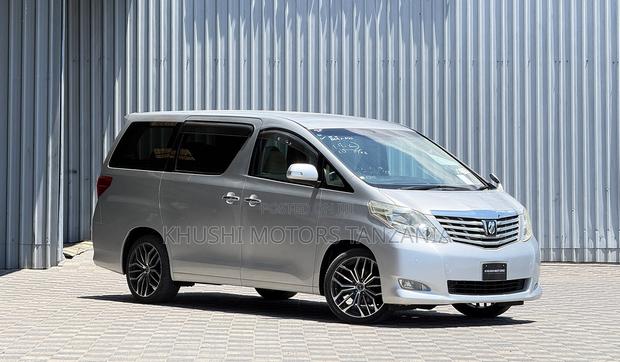 Toyota Alphard 2009 Silver