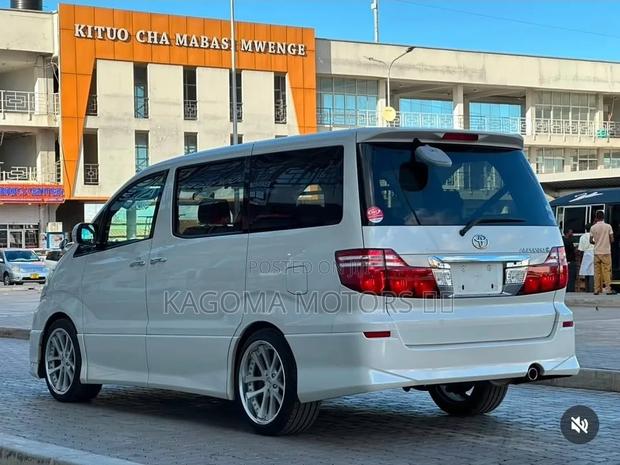 Toyota Alphard 2007 White