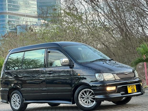 Toyota Noah 2001 Black