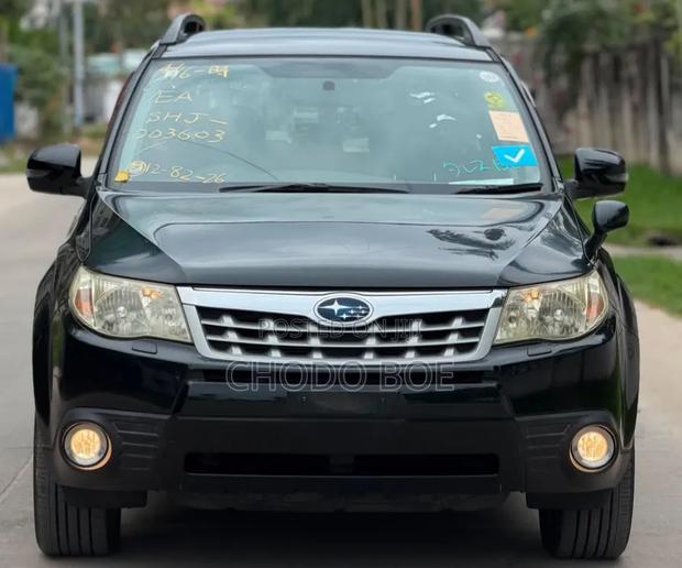 Subaru Forester 2011 Black