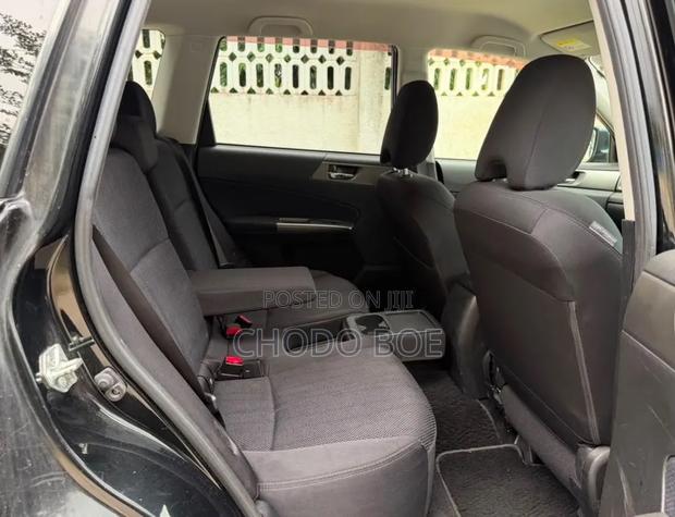 Subaru Forester 2011 Black