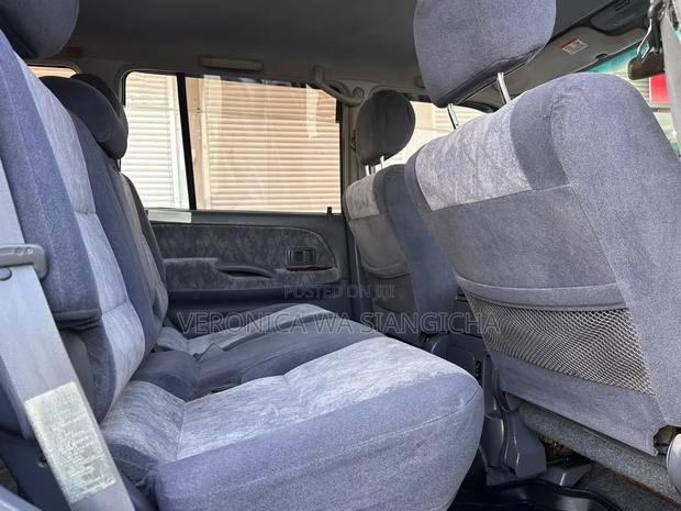 Toyota Land Cruiser Prado 2000 Silver