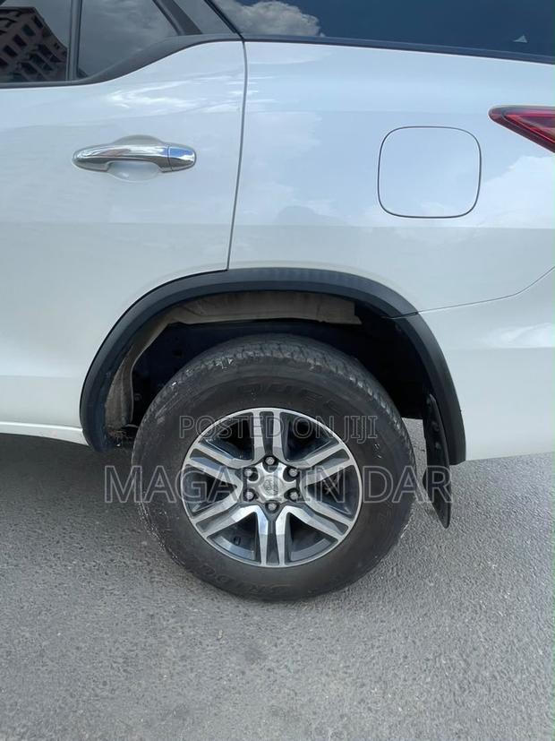 Toyota Fortuner 2019 White