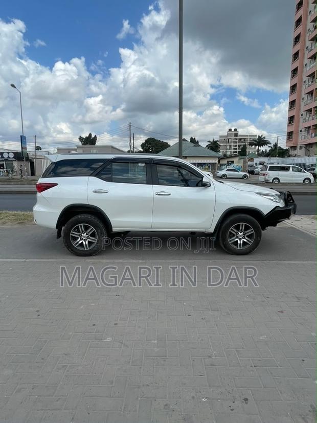 Toyota Fortuner 2019 White