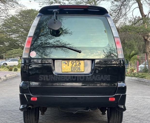 Toyota Noah 2001 Black