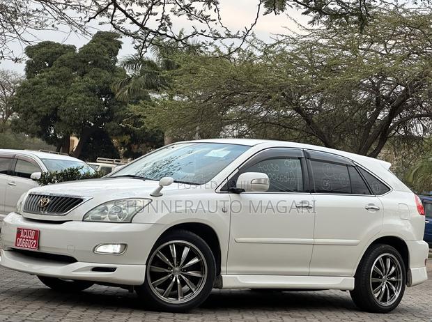 Toyota Harrier 2007 White