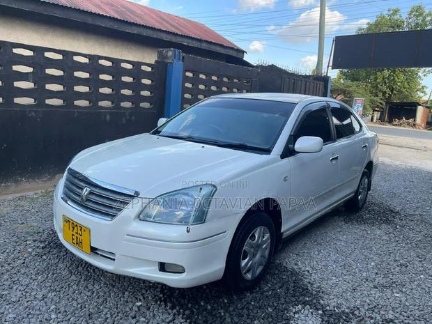 Toyota Premio 2006 White