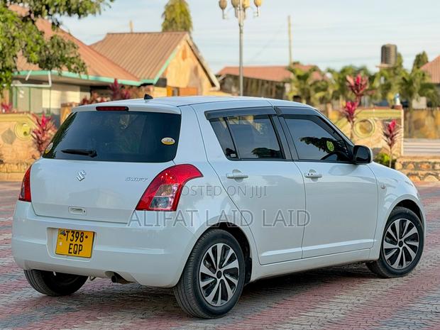 Suzuki Swift 1.3 2008 White