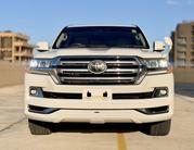 Toyota Land Cruiser 4.6 V8 ZX 2018 White for sale