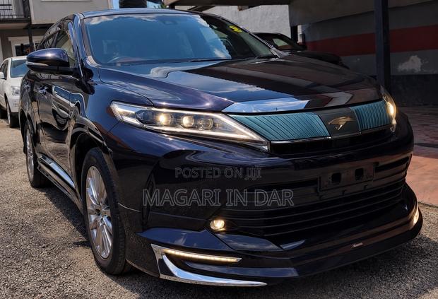 Toyota Harrier 2017