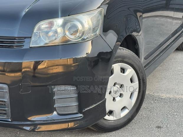 Toyota Corolla Rumion 2009 Black