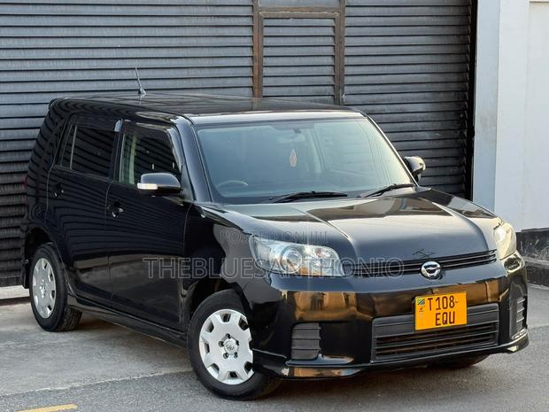 Toyota Corolla Rumion 2009 Black