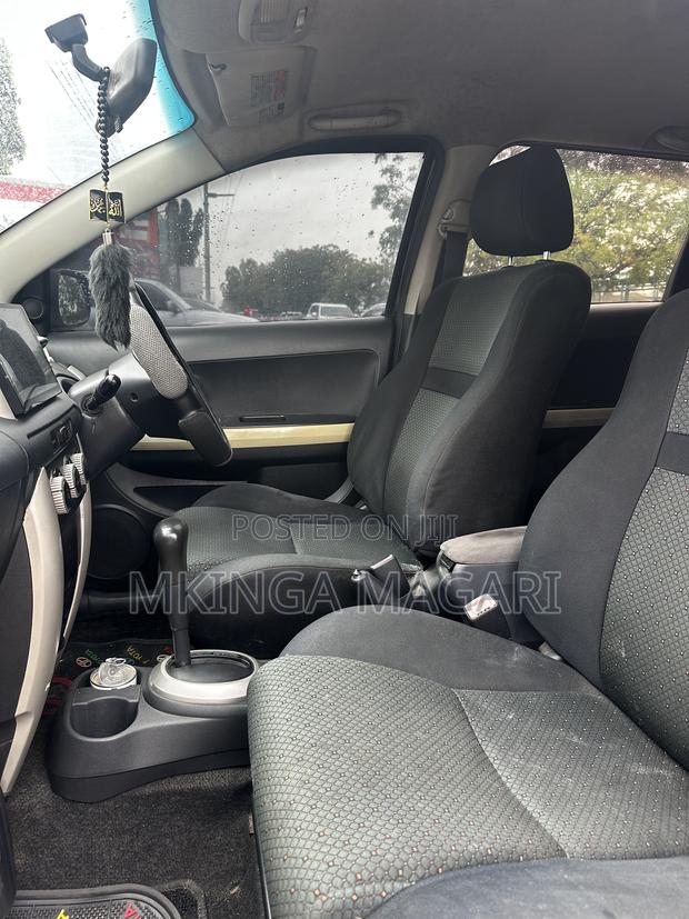 Toyota IST 2006 Black