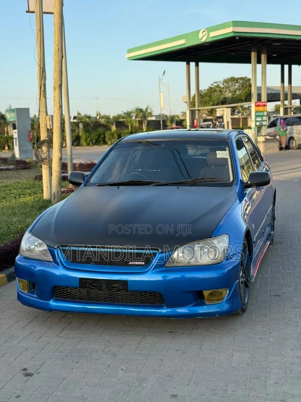 Toyota Altezza 2002 Blue