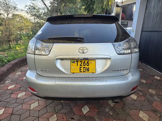 Toyota Harrier 2007 Silver