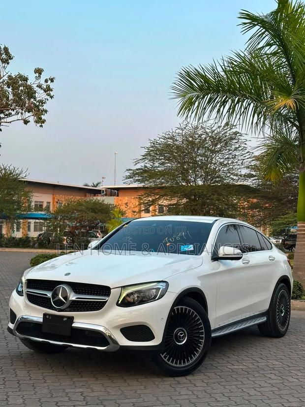 Mercedes-Benz GLC-Class 2017 White