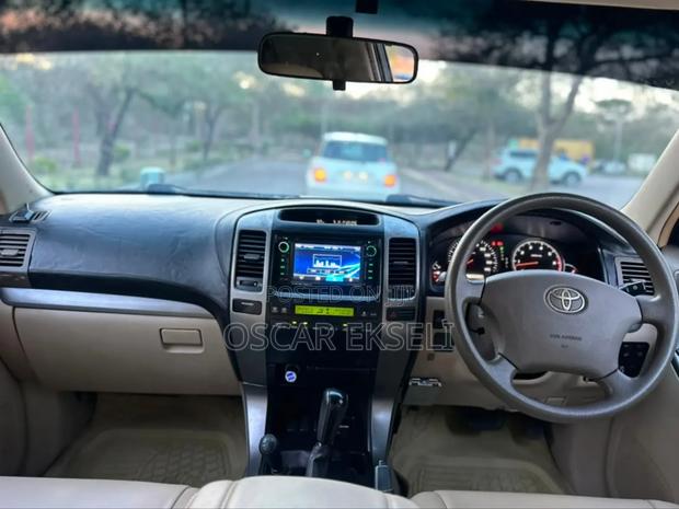 Toyota Land Cruiser Prado 2007 Silver