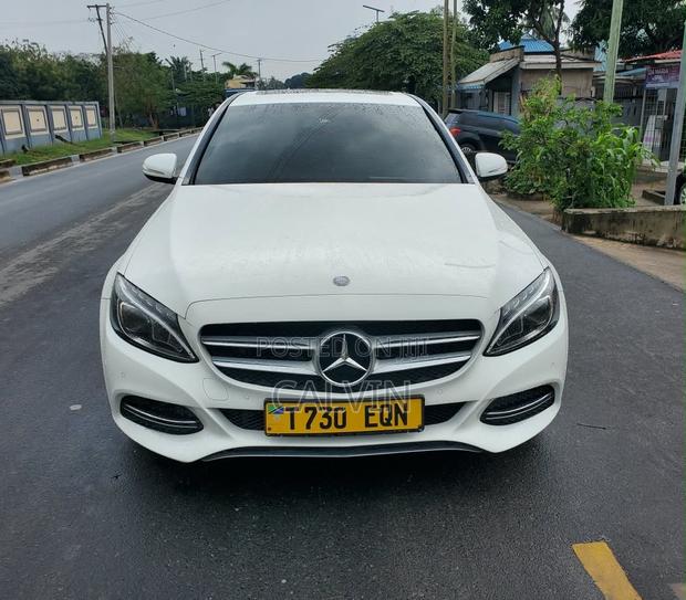 Mercedes-Benz C200 2015 White
