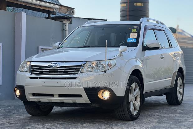 Subaru Forester 2009 White