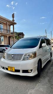 Toyota Alphard 2.4 Petrol AWD 2005 White for sale