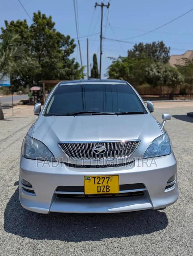 Toyota Harrier 2005 Silver