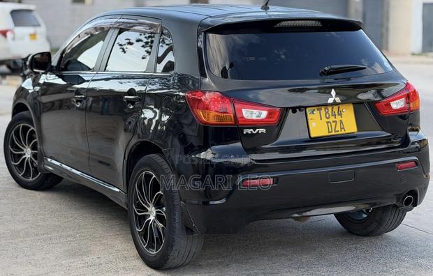 Mitsubishi RVR 2013 Black