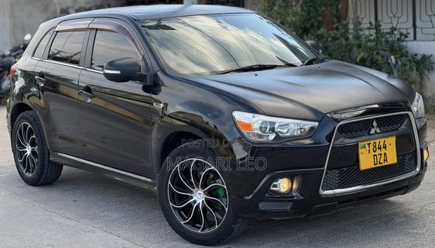 Mitsubishi RVR 2013 Black