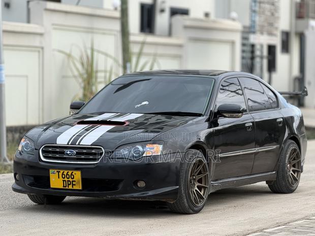 Subaru Legacy 2004 Black