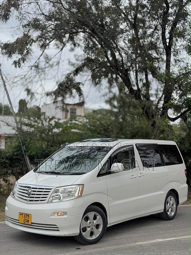 Toyota Alphard 2005 White